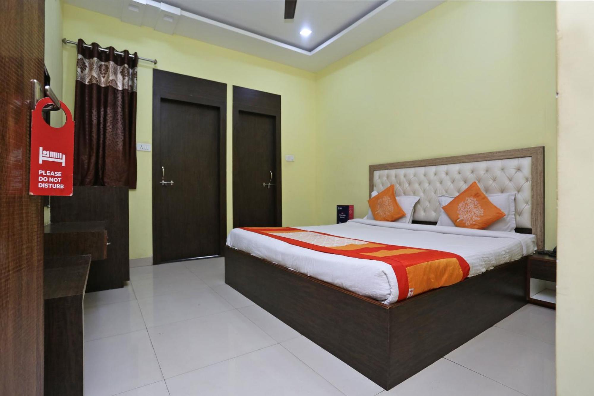 Collection O Hotel Pearl Rāipur Exterior foto
